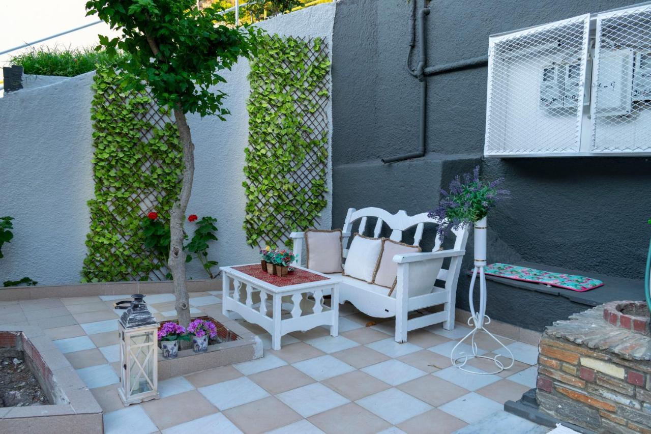 נאוס מרמרס Family Inn Apartments&Suites מראה חיצוני תמונה