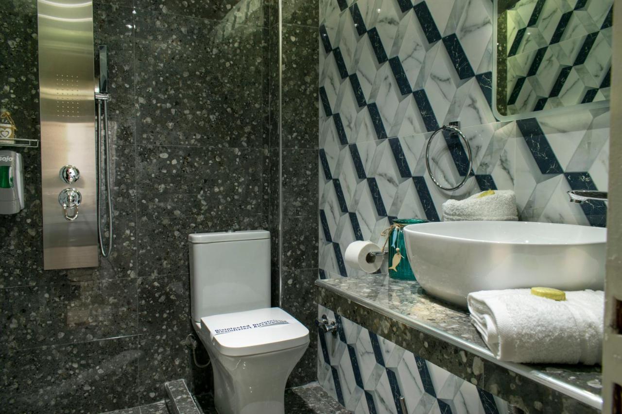 נאוס מרמרס Family Inn Apartments&Suites מראה חיצוני תמונה
