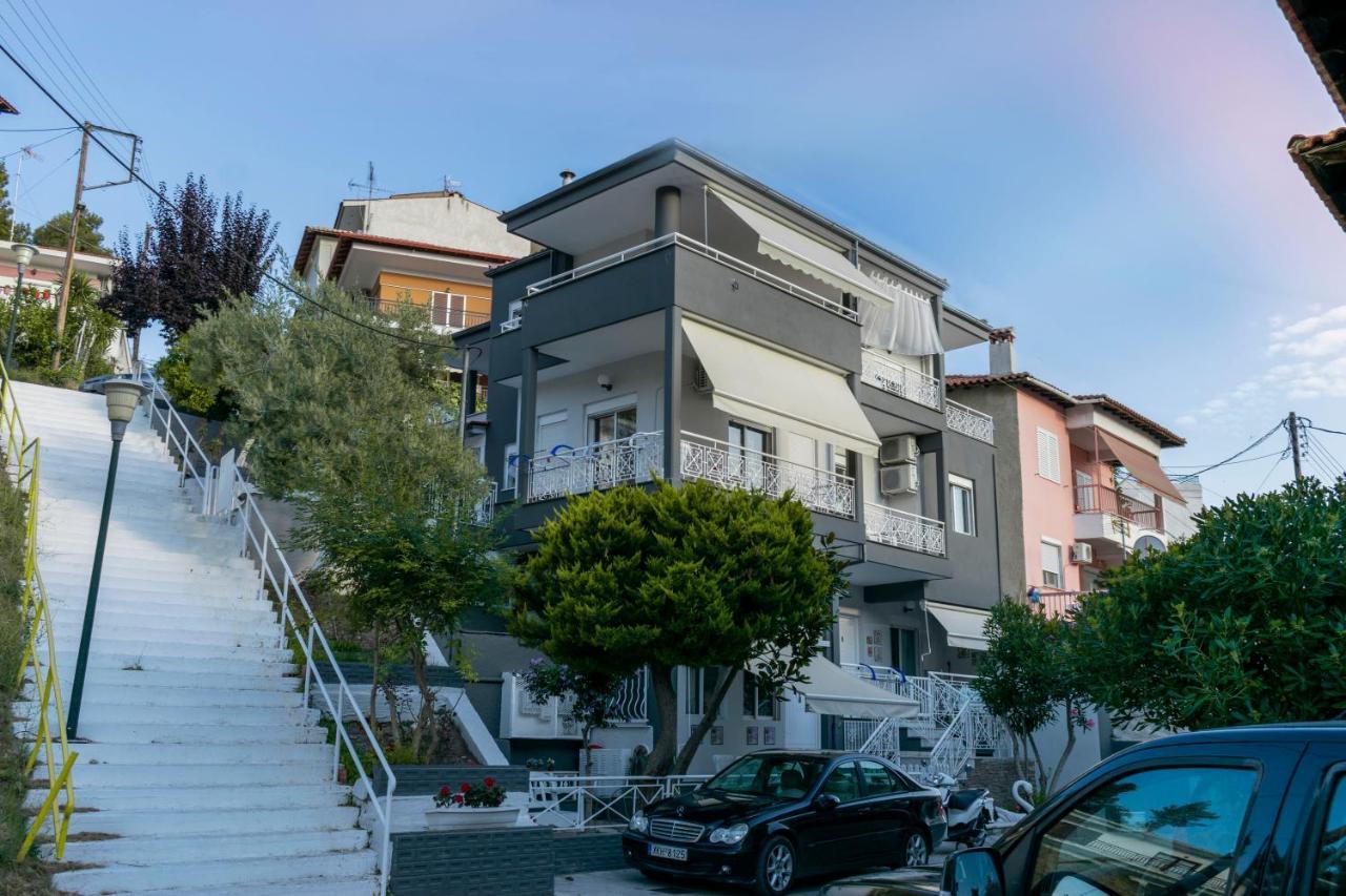 נאוס מרמרס Family Inn Apartments&Suites מראה חיצוני תמונה