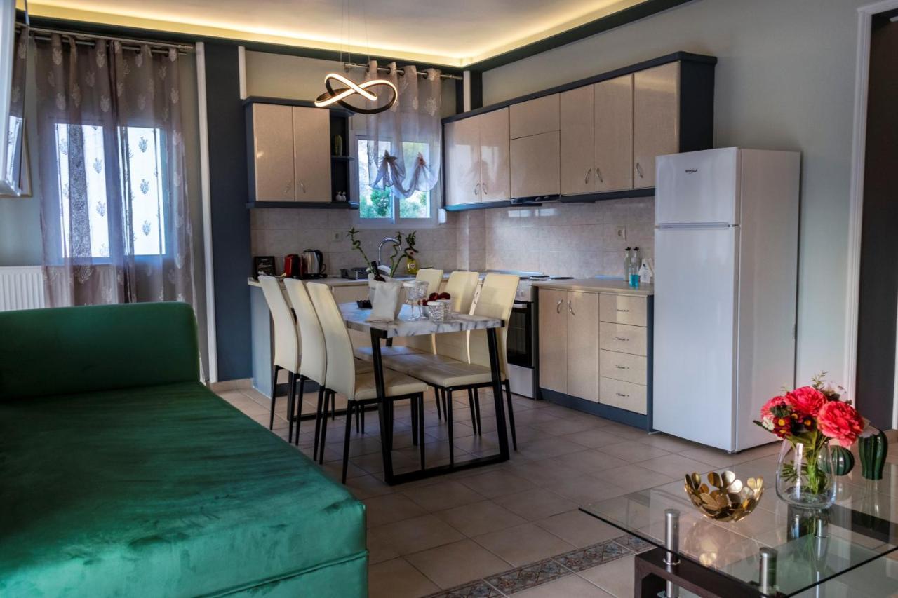 נאוס מרמרס Family Inn Apartments&Suites מראה חיצוני תמונה
