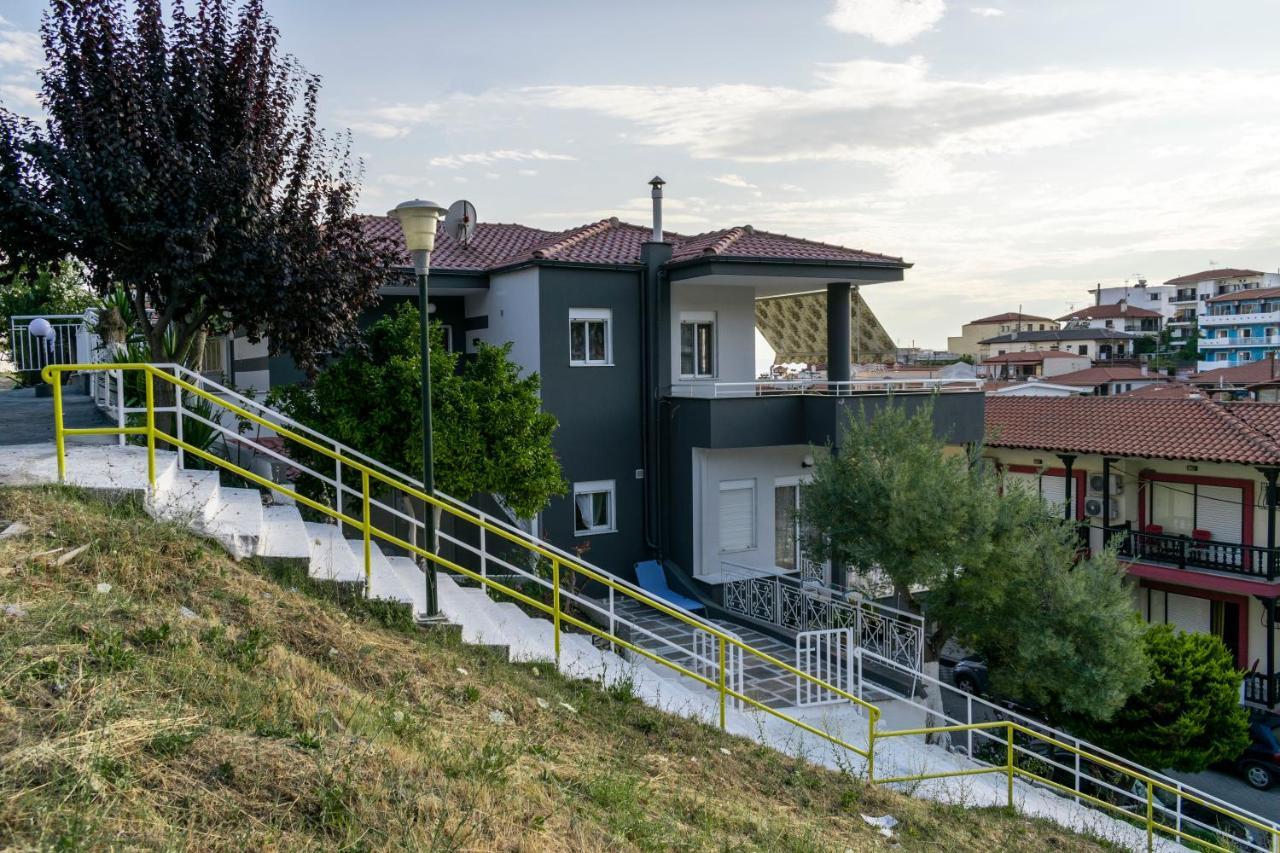 נאוס מרמרס Family Inn Apartments&Suites מראה חיצוני תמונה