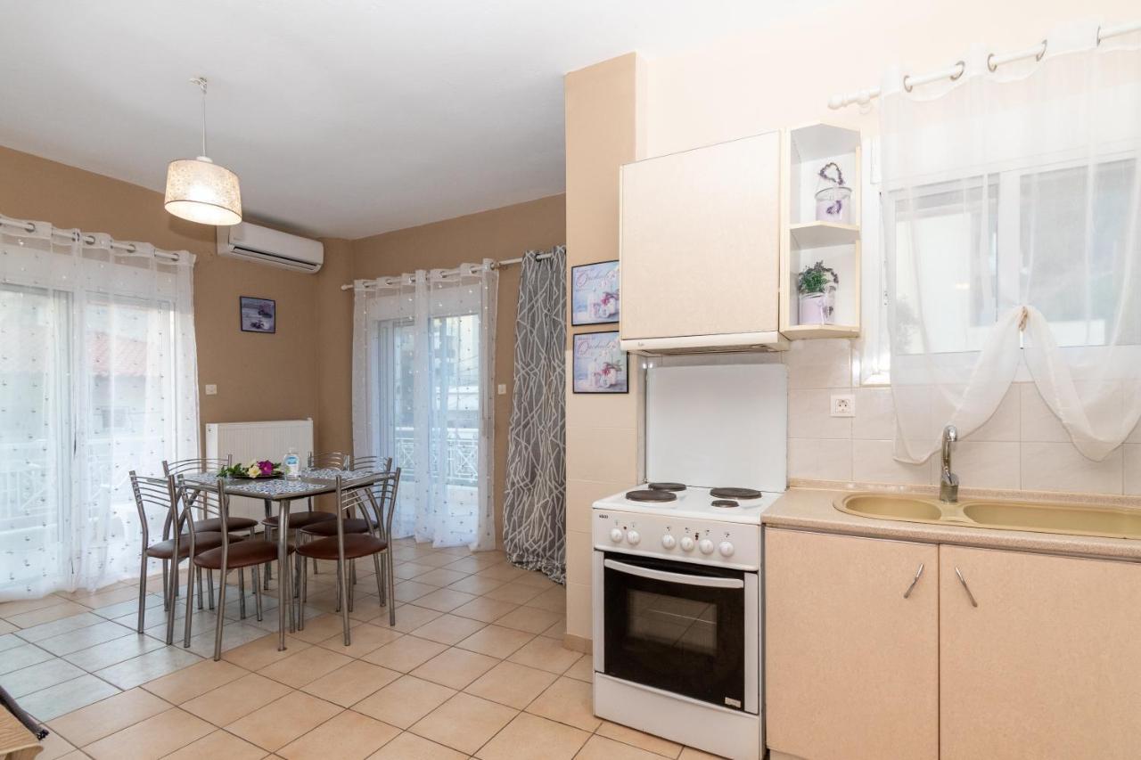 נאוס מרמרס Family Inn Apartments&Suites מראה חיצוני תמונה