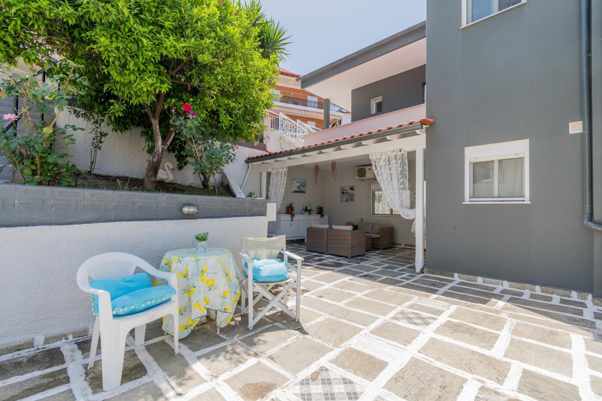 נאוס מרמרס Family Inn Apartments&Suites מראה חיצוני תמונה