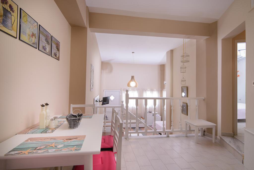 נאוס מרמרס Family Inn Apartments&Suites מראה חיצוני תמונה